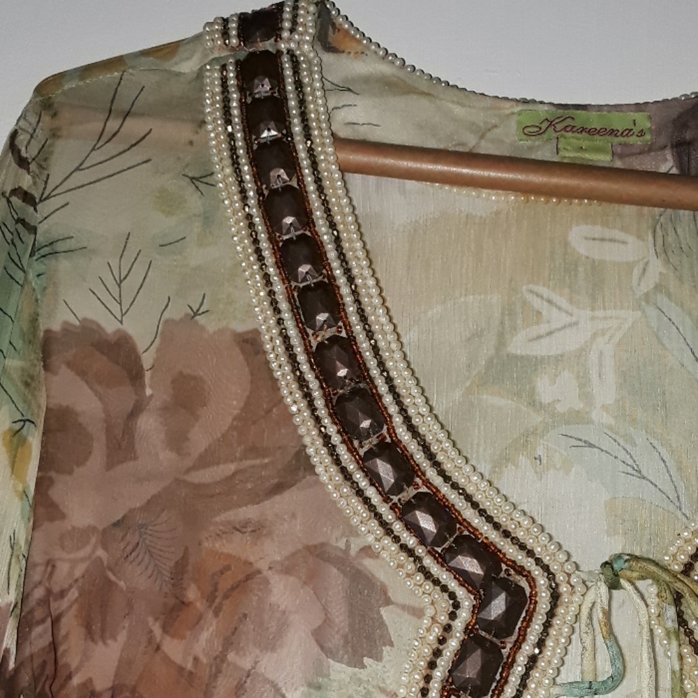 Blouse - Picture 6 of 8